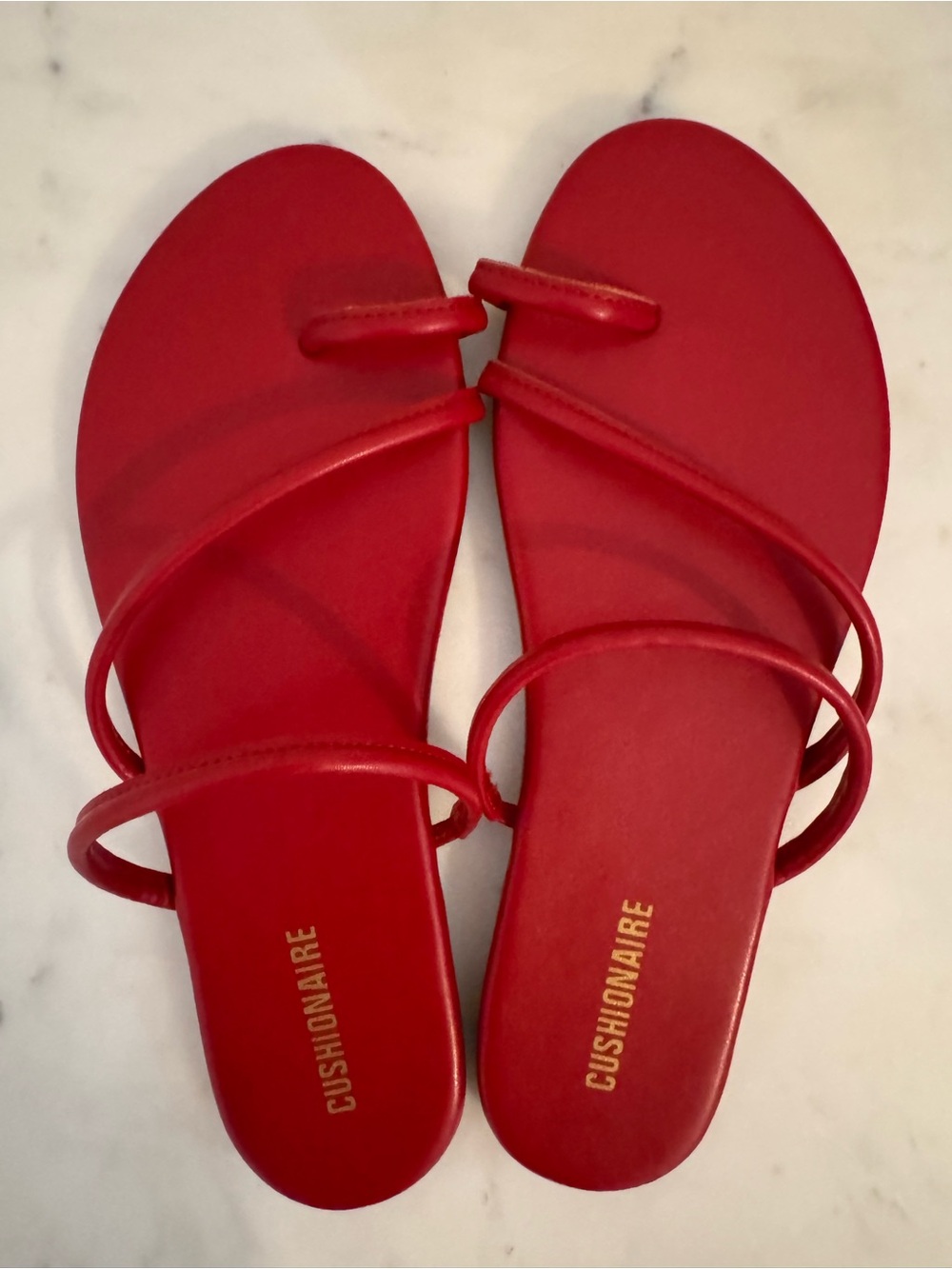 Cushionaire Resort Flat Sandals Red